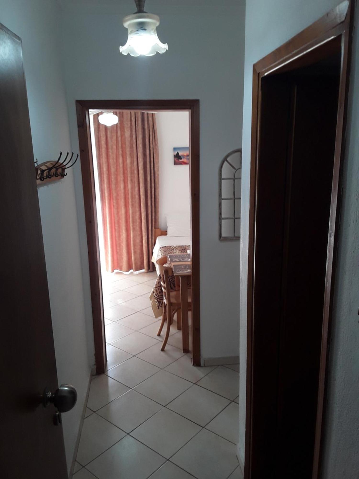 Aparthotel Hause Zorbas Paralia Dionisiou Habitación foto
