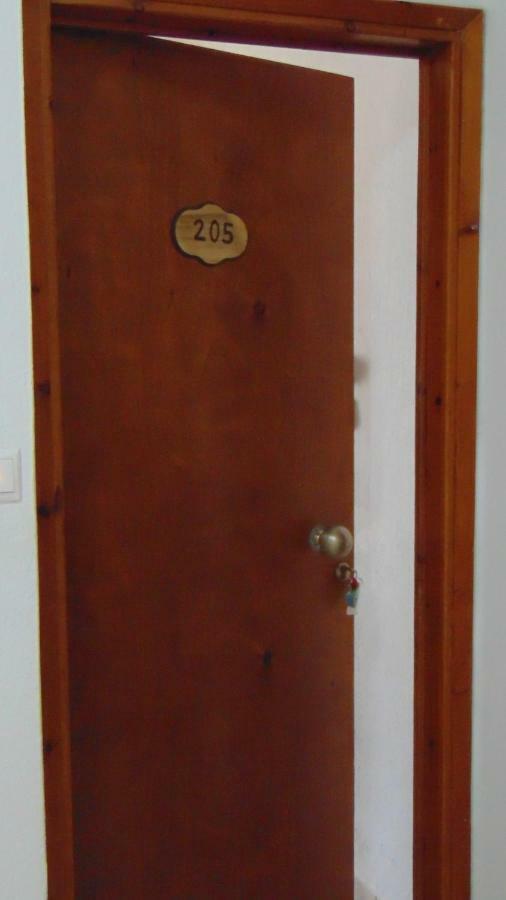 Aparthotel Hause Zorbas Paralia Dionisiou Habitación foto