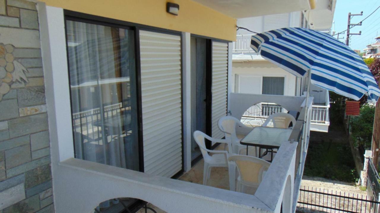 Hause Zorbas Aparthotel Paralia Dionisiou Exterior foto